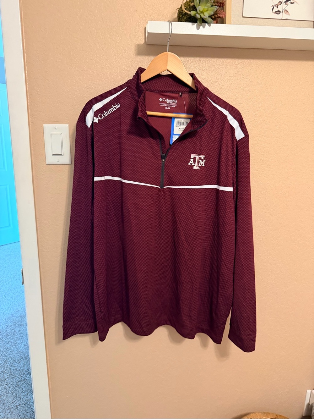 Columbia Men's Maroon Zip-Up Pullover with White Accents